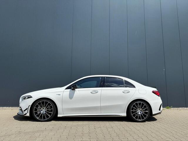 Mercedes-Benz A-KLASSE AMG 35 4MATIC schaalst. Aero pakket Burmester