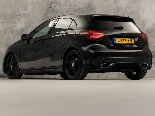 Mercedes-Benz A-KLASSE 180 AMG Night Edition Automaat (NAVIGATIE, LEDER/ALCANTARA, DIAMOND GRILL, STOELVERWARMING, GETINT GLAS, SPORTSTOELEN, CRUISE, LED KOPLAMPEN, NIEUWSTAAT)