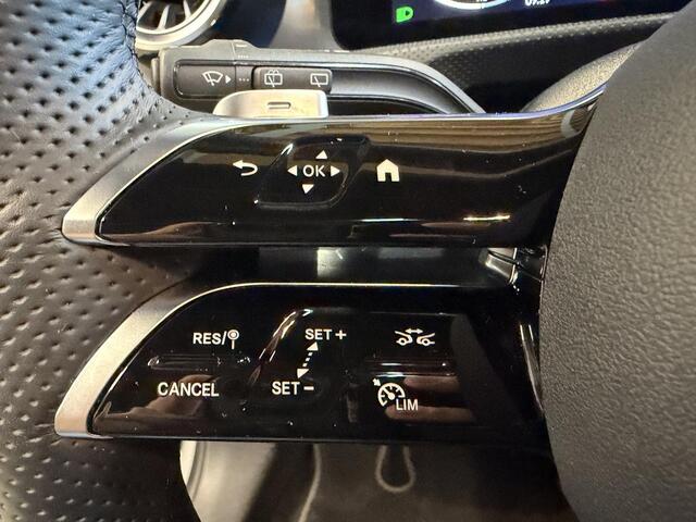 Mercedes-Benz A-KLASSE 250 e Business Solution AMG | Panoramadak | Head-Up display | Memory