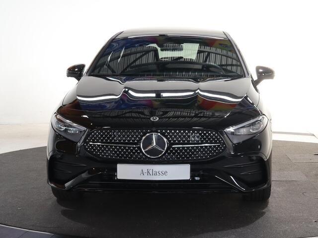 Mercedes-Benz A-KLASSE 250e Business Solution AMG | Panoramaschuifdak | Premium Plus | Head-up display | Dodehoekassistent |