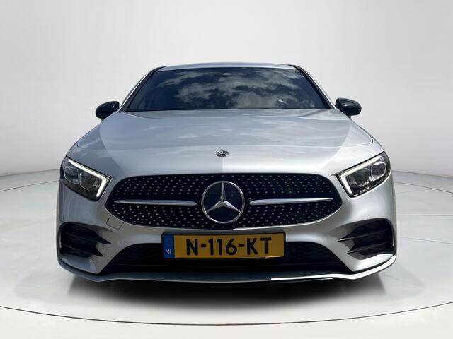 Mercedes-Benz A-KLASSE 200 Business Solution AMG Night Upgrade | MBUX Groot | Camera | Cruise |
