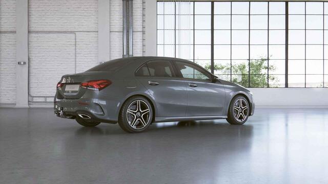 Mercedes-Benz A-KLASSE 250 e AMG Line | Panoramadak | Trekhaak | Apple carplay | Stoelverwarming |