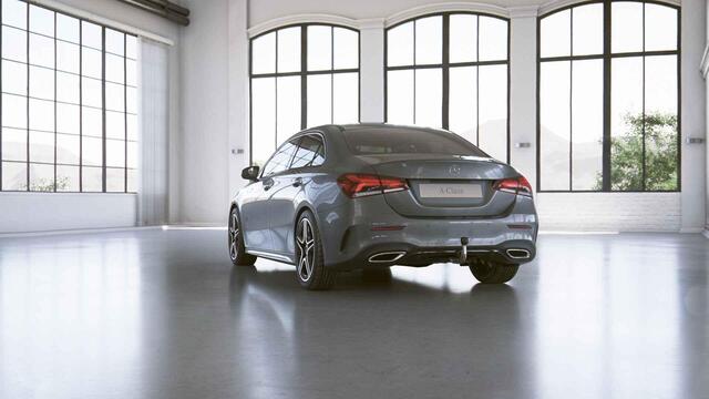Mercedes-Benz A-KLASSE 250 e AMG Line | Panoramadak | Trekhaak | Apple carplay | Stoelverwarming |