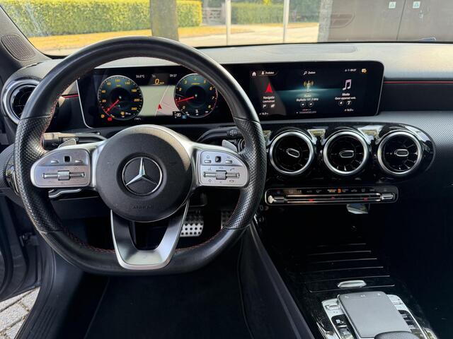 Mercedes-Benz A-KLASSE 180 Business Solution AMG Night Upgrade