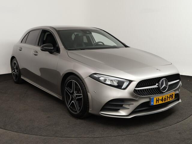 Mercedes-Benz A-KLASSE 180 Business Solution AMG | Widescreen o Alcantara o CarPlay o NAP