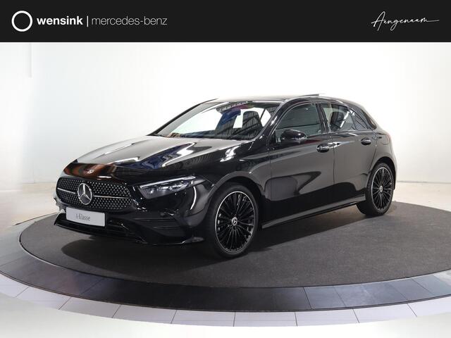 Mercedes-Benz A-KLASSE 250 e Business Solution AMG | Panoramaschuifdak | Premium Plus | 19"AMG-velgen | Head-up display | Dodehoekassistent |