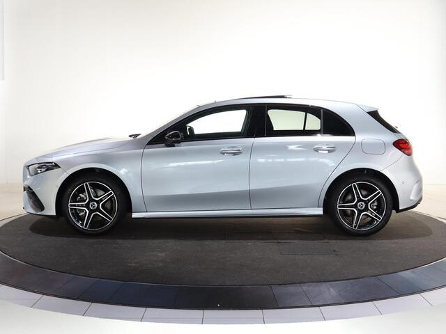 Mercedes-Benz A-KLASSE 250e Business Solution AMG | Panoramaschuifdak | Premium Plus | Head-up display | Dodehoekassistent |