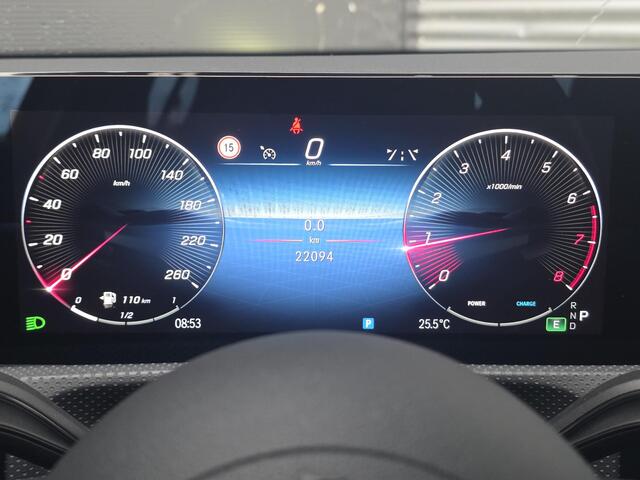 Mercedes-Benz A-KLASSE 180 AMG Line | Panoramadak | Cruise Control | LED Koplampen |
