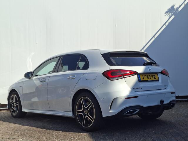 Mercedes-Benz A-KLASSE 250 e Business Solution PHEV AMG Pano Trekhaak Memory Sfeerverl Orig.NL!