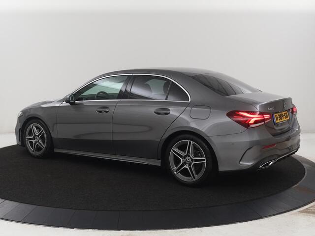 Mercedes-Benz A-KLASSE 180 Business Solution AMG Navigatie | Virtual Display | Climate Control | Camera | Carplay | Stoelverwarming | LED