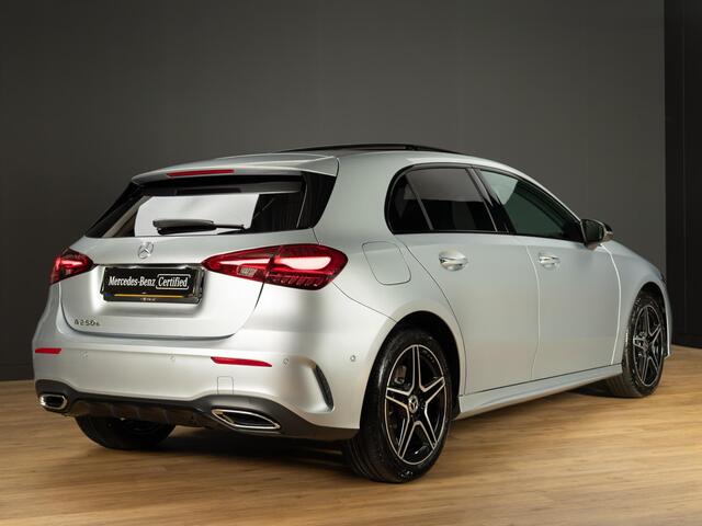 Mercedes-Benz A-KLASSE Hatchback 250 e Business Solution AMG | Panorama dak