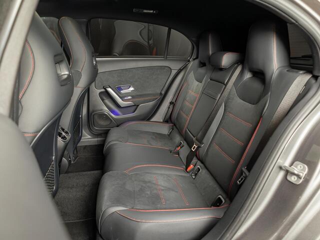 Mercedes-Benz A-KLASSE Hatchback 250 e Business Solution AMG Premium PLUS | Panorama dak