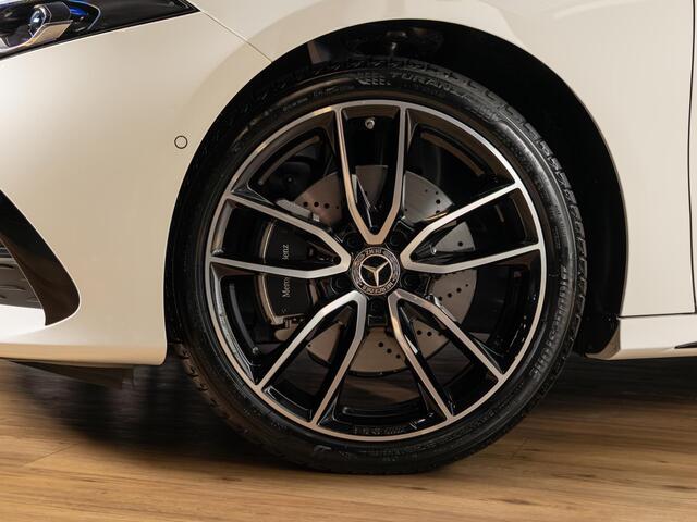 Mercedes-Benz A-KLASSE Hatchback 250 e Business Solution AMG | Premium Plus | Panorama dak