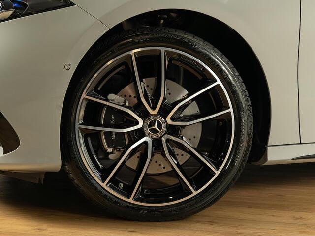 Mercedes-Benz A-KLASSE Hatchback 250 e Business Solution AMG | Premium PLUS | Panorama dak