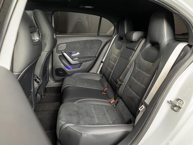 Mercedes-Benz A-KLASSE Hatchback 250 e Business Solution AMG | Premium PLUS | Panorama dak