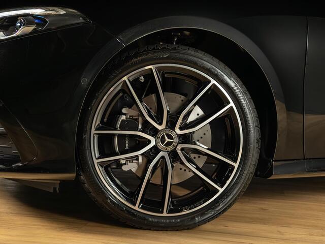 Mercedes-Benz A-KLASSE Hatchback 250 e Business Solution AMG | Premium PLUS | Panorama dak