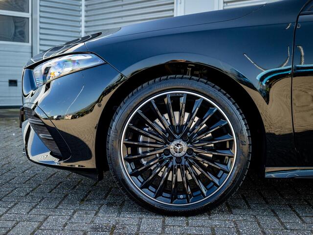 Mercedes-Benz A-KLASSE Hatchback 250 e Business Solution AMG Premium PLUS | Panorama dak