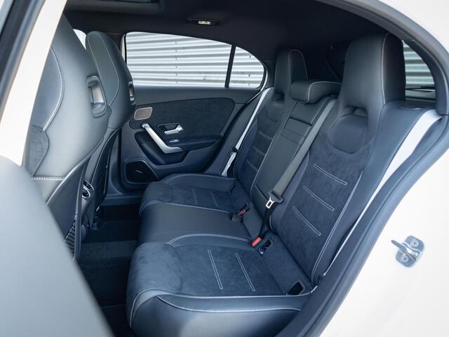 Mercedes-Benz A-KLASSE Hatchback 250 e Business Solution AMG Premium PLUS | Panorama dak