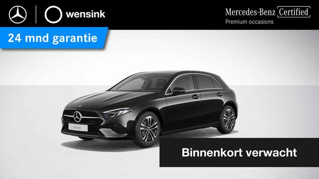Mercedes-Benz A-KLASSE 250 e Business Line | Panoramadak | Getint glas | Thermotronic | Widescreen | Stoelverwarming |