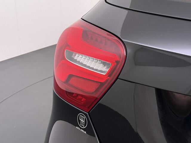Mercedes-Benz A-KLASSE 180 Business Solution Navigatie | Camera | LMV