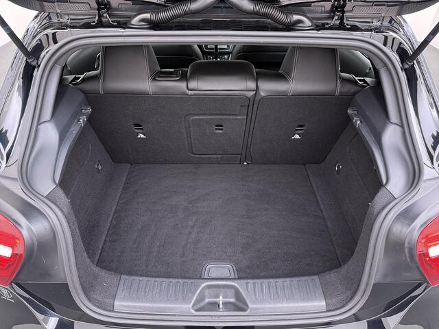 Mercedes-Benz A-KLASSE 180 Business Solution Navigatie | Camera | LMV