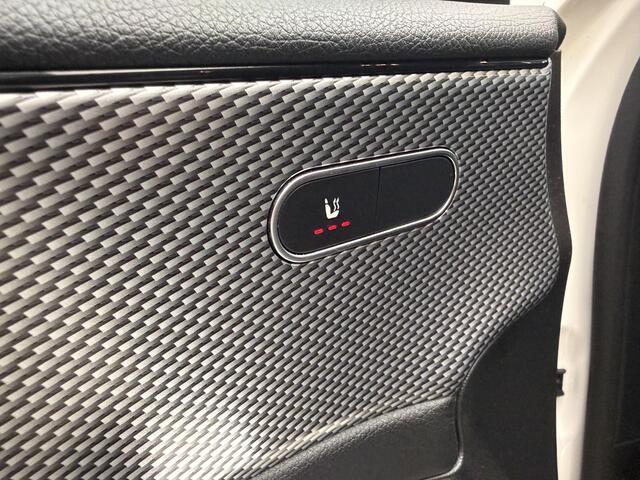 Mercedes-Benz A-KLASSE 200 Business Solution | 18 '' AMG wielen | Burmerster sound | Sportstoelen verw met leer | cam achter