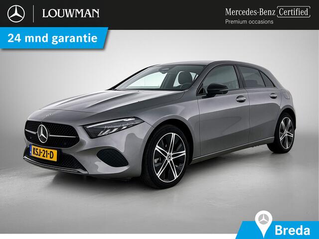 Mercedes-Benz A-KLASSE 250 e Night Plug-In Hybride Night Pakket | 18 Inch Velgen | Parkeerpakket met 360°-camera | Memory Voorstoelen | Distronic | Dodehoekassistent. Inclusief 24 maanden MB Certified garantie voor Europa.