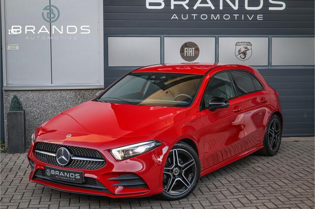 Mercedes-Benz A-KLASSE 180 Business Solution AMG Navi Carplay LED adaptief Camera