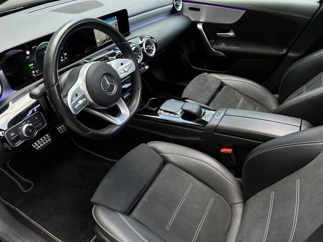Mercedes-Benz A-KLASSE 250 e AMG PANO KEYLESS SFEER ACC LANE DODEHOEK