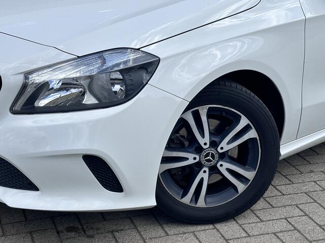 Mercedes-Benz A-KLASSE 160 My First Star | NAVI | BLUETOOTH | TREKHAAK |