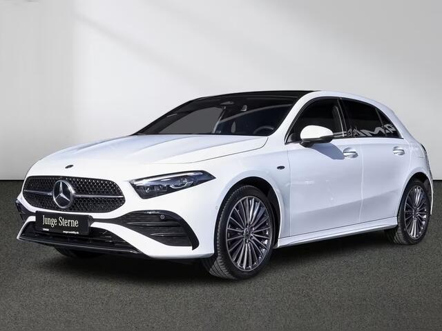Mercedes-Benz A-KLASSE 250e AMG ** NIGHT, MBUX+, PANO, MEMO, DISTR, 2-Zone CLIMA, 19-inch LMV, ** 1e EIG - UNFALLFREI ** ** INFORMEER OOK NAAR ONZE AANTREKKELIJKE FINANCIAL-LEASE TARIEVEN **