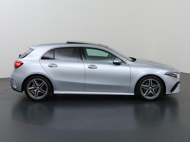 Mercedes-Benz A-KLASSE 180 Star Edition AMG Line | Panoramadak | Trekhaak | Chrome pakket |