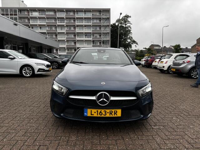 Mercedes-Benz A-KLASSE 180 Business Solution Lmv Pdc Acamera Cruise Navi Nap