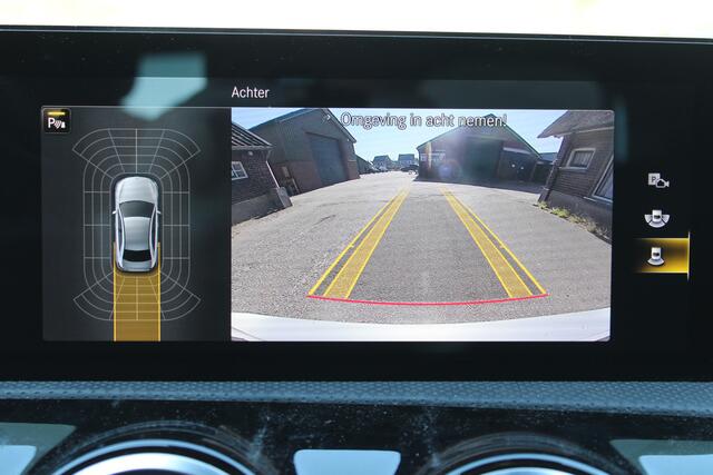 Mercedes-Benz A-KLASSE 250 e PHEV AMG SOh 97,1% PANO SFEER LED ORG NL 110000KM!!!
