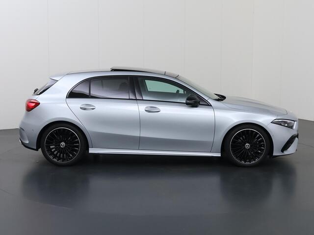 Mercedes-Benz A-KLASSE 180 Business Solution AMG | Panoramaschuifdak | Premium plus | Head-Up | Stoelverwarming | Achteruitrijcamera | MULTIBEAM LED |
