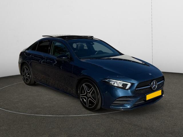 Mercedes-Benz A-KLASSE 180 Business Solution AMG Aut- Panoramadak, Burmester Audio, Sfeerverlichting, Xenon Led, South Seas Blue Metallic