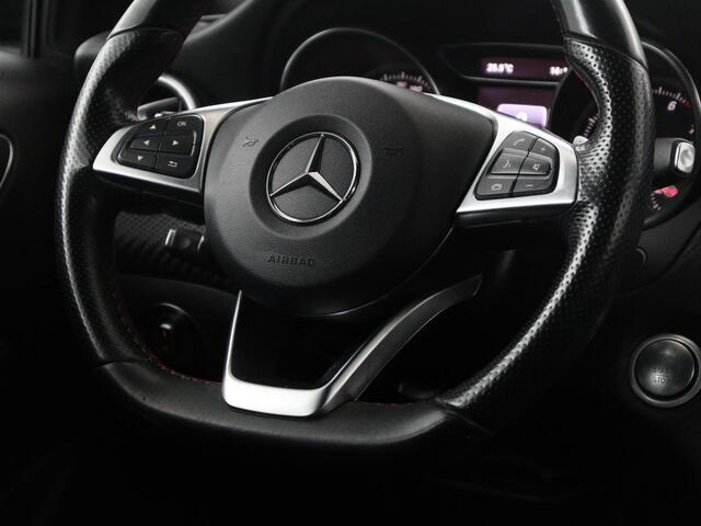 Mercedes-Benz A-KLASSE 180 Business Solution AMG | Leder/alcantara | Stoelverwarming | Cruise control | Navigatie | Bluetooth | Camera | Park assist | Trekhaak