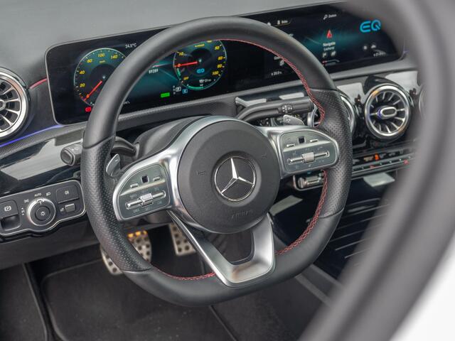 Mercedes-Benz A-KLASSE 250 e Business Solution AMG Limited | Pano | Ambiente | Night