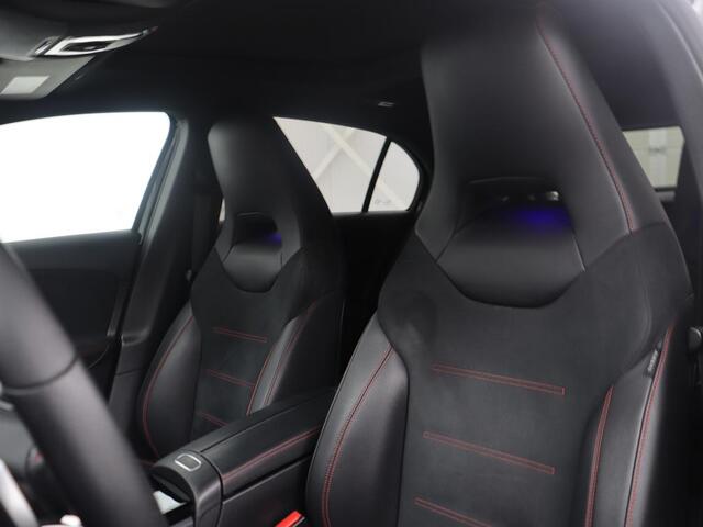 Mercedes-Benz A-KLASSE 250 Premium Plus | Panoramadak | Leder/alcantara | Memory | Cruise control | Stoelverwarming | Sfeerverlichting | Navigatie | Carplay | Climate control | Camera | Park assist