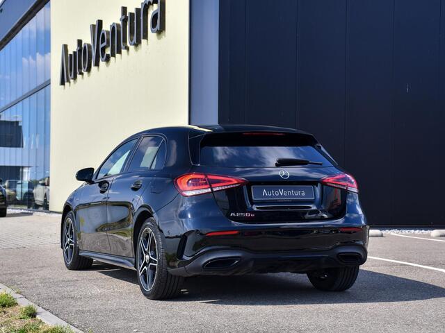Mercedes-Benz A-KLASSE 250 e Business Solution AMG Limited l Sfeer verlichting l Stoelverwarming l Trekhaak
