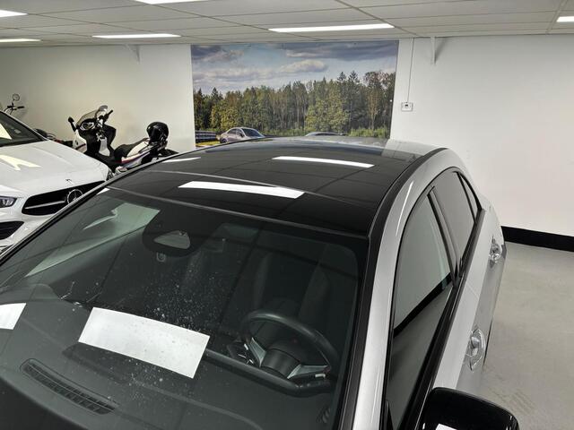 Mercedes-Benz A-KLASSE 250 e AMG Pano Burmester 360 Keyless 19" Dodehoek
