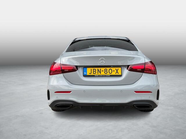 Mercedes-Benz A-KLASSE 180 Business Solution AMG