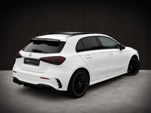 Mercedes-Benz A-KLASSE 200 Business Solution AMG Upgrade | Panoramadak | Stoelverwarming | Cruise Control | Navigatie | Camera | LED High Performance | Keyless | Ambiance Verlichting | Parkeersensoren |