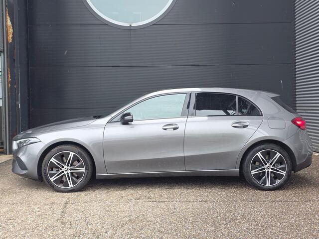Mercedes-Benz A-KLASSE 250 e Luxury Line | Panoramadak | Nightpakket | Sfeerverlichting |