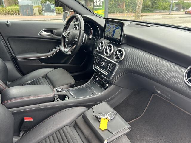 Mercedes-Benz A-KLASSE 180 Business Solution AMG airco/ecc navigatie amg pakket