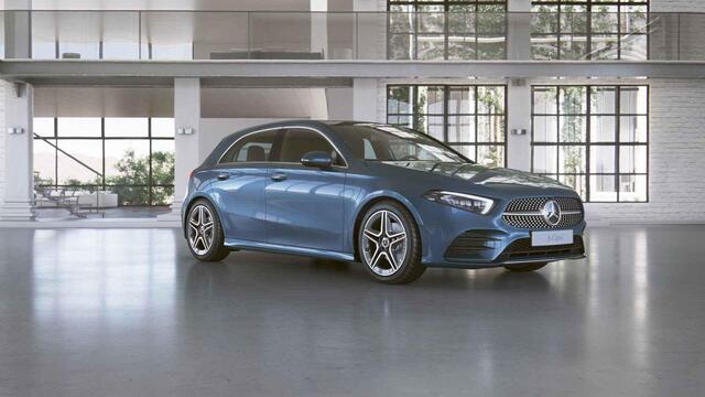 Mercedes-Benz A-KLASSE 180 Premium Plus | AMG | Panoramadak | 360 graden camera | Multibeam Led koplampen | Stoelverwarming |