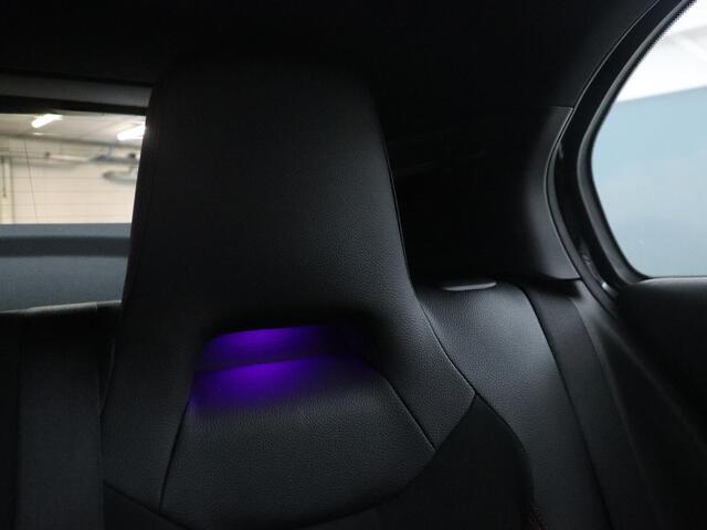 Mercedes-Benz A-KLASSE 250 Premium Plus | AMG Line | Pano.Dak | Stoelverwarming | LED
