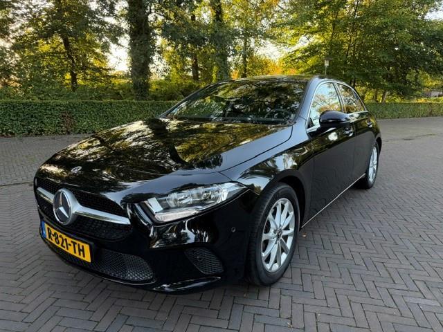 Mercedes-Benz A-KLASSE 200 Premium Plus Automaat Acarplay Stoelverwarmimg