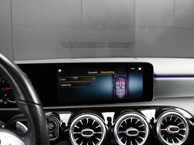 Mercedes-Benz A-KLASSE 180 Business Solution | AMG LINE | MEMORY | PANO-DAK | CAMERA | NAVI | CRUISE | APPLE CARPLAY | STOELVERW. |