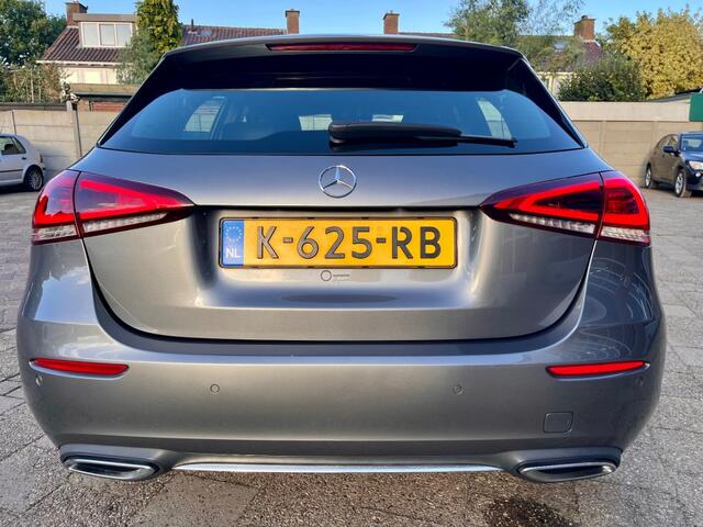 Mercedes-Benz A-KLASSE 160 BNS SOL. LUXURY LED SFEERVERL NAP NL AUTO